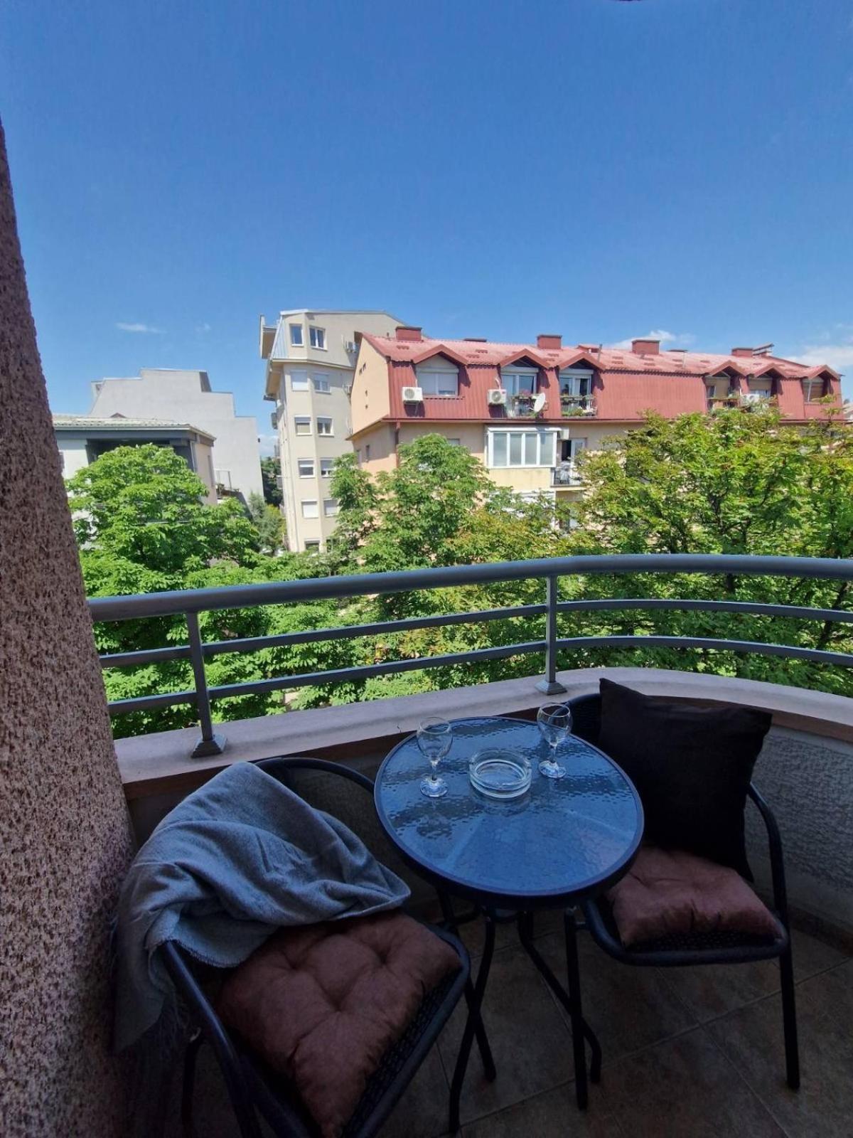Kamche Lux Apartment Скопие Екстериор снимка