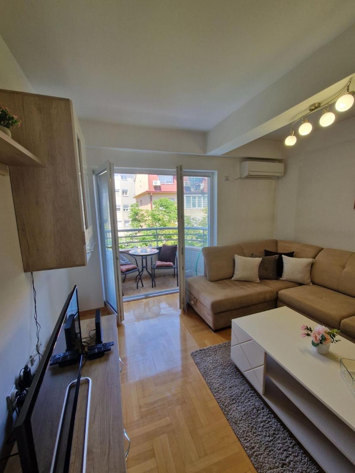 Kamche Lux Apartment Скопие Екстериор снимка