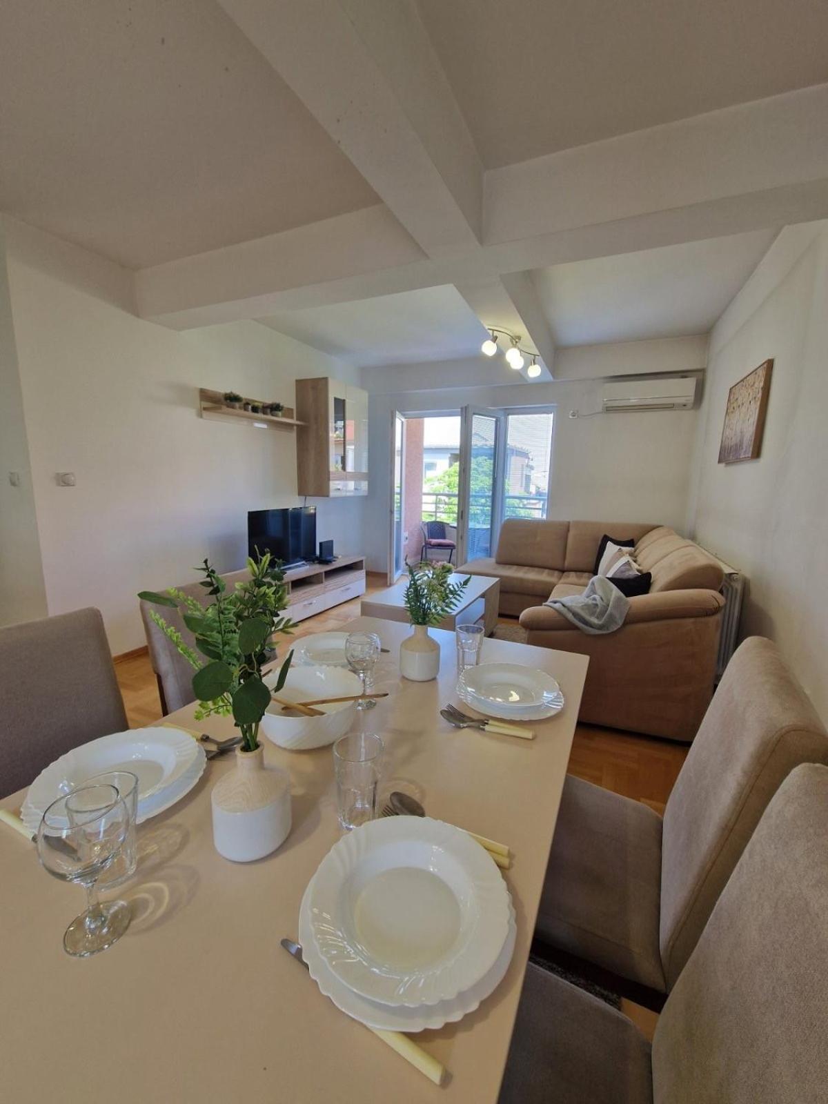 Kamche Lux Apartment Скопие Екстериор снимка