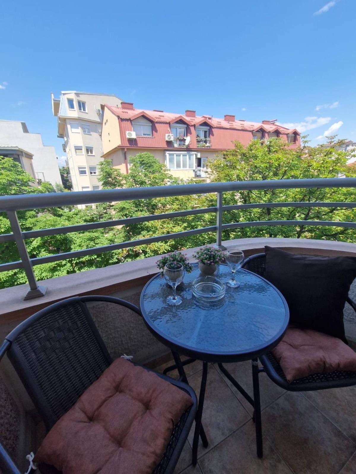 Kamche Lux Apartment Скопие Екстериор снимка